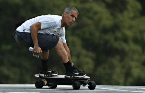 best electric skateboards for adults